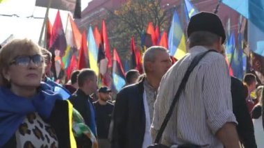 Kyiv, Ukrayna 14 Ekim 2019. Milliyetçi aktivistler, Ukrayna destekçileri Minsk Protokolü ve Steinmeier Formülünü protesto ediyorlar