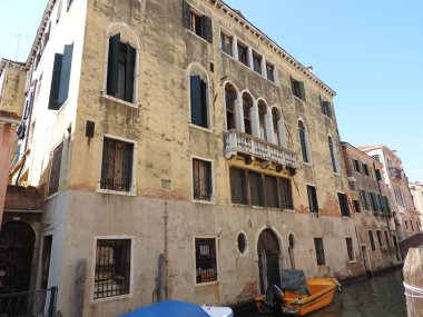 Nefis tarihi taş mimari Venedik, yaklaşık olarak, güneşli İtalya.