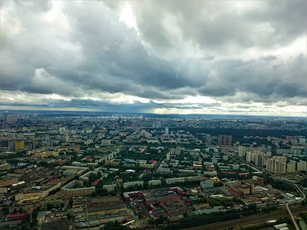 Město Moskva. Pohled z věže Ostankino v na podzim — Stock fotografie