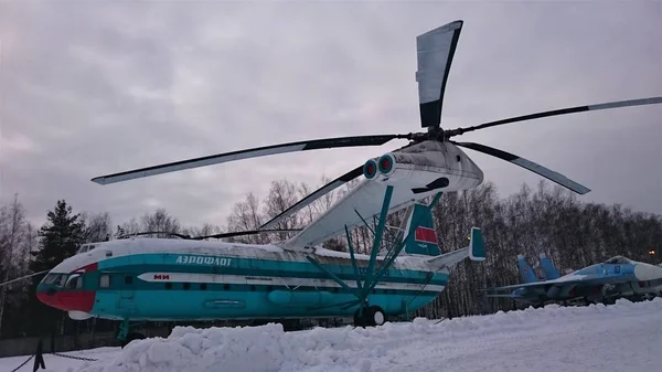 MONINO, MOSCOW REGION, RÚSSIA - 03 de fevereiro de 2018: Aeronaves militares da Rússia no Museu Monino . — Fotografia de Stock