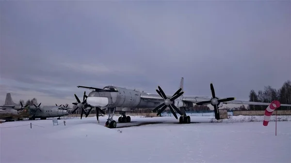 MONINO, REGIONE MOSCA, RUSSIA - 03 febbraio 2018: Aeromobili militari della Russia al Museo Monino . — Foto Stock