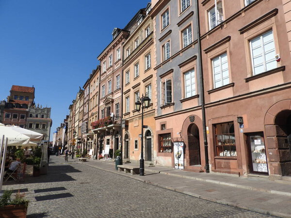 Royal castle, old townhouses in the old town of Warsaw, Poland.