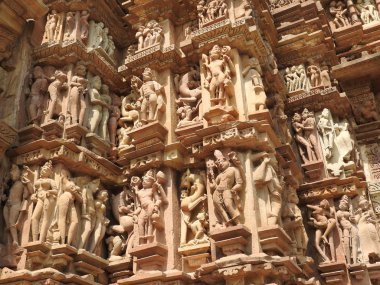 Erotik heykeller, Hindistan, açık gün için ünlü Khajuraho Tapınağı, UNESCO miras, Batı grubudur.