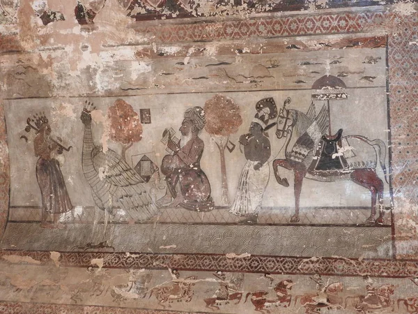 Pinturas antigas requintadas nas paredes em Jahangir Mahal em orcha, Índia, Madhya Pradesh — Fotografia de Stock