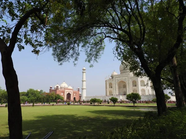 Közelkép részletek Taj Mahal, híres az Unesco történelmi helyen, szerelem emlékműve, a legnagyobb fehér márvány sír az indiai Agra, Uttar Pradesh. — Stock Fotó