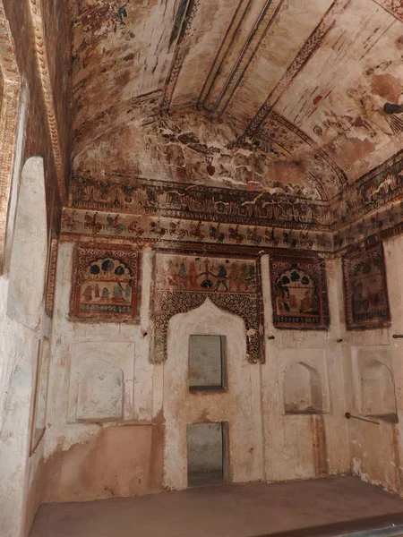 Wall paintings of Orchha Fort and Palace, Madhya Pradesh, India.