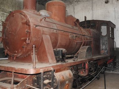 Eski açık hava lokomotif Pereslavl Müzesi kışın, Rusya Buhar..