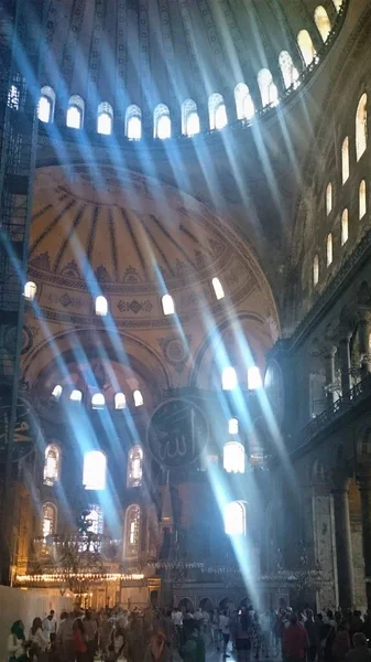 Santa Sofía interior en Estambul Turquía - fondo de arquitectura. —  Fotos de Stock
