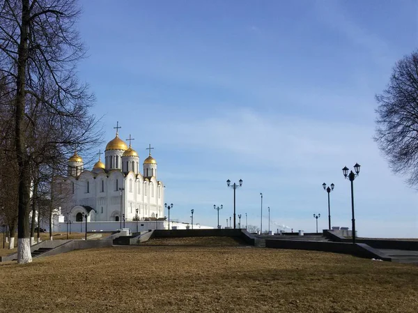 Casas antiguas y arquitectura en Vladimir, el anillo de oro . — Foto de Stock