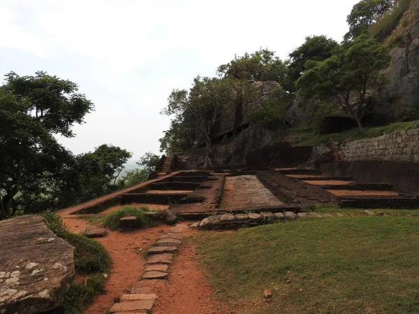 在狮岩之上的皇宫遗址, Sisiriya, 斯里兰卡, 联合国教科文组织世界遗产 — 图库照片