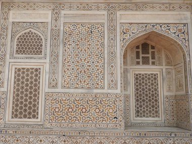 Itimad-ud-Daul Türbesi, küçük Tac Mahal, Agra, Hindistan.