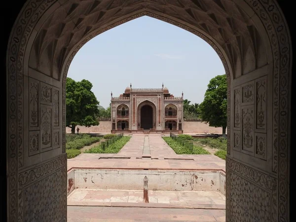 Tomb of Itimad-ud-Daul, little Taj Mahal, Agra, India. — Stock Photo, Image