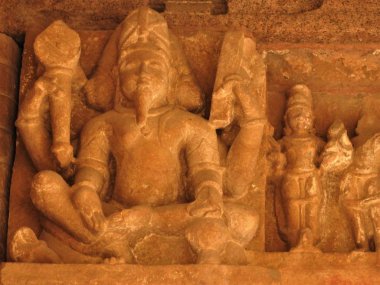 Erotik heykeller ve kajuraho tapınaklarda adam seks pozlar, Madhya Pradesh, Hindistan. 1050 civarında inşa edilmiş, bir Unesco dünya mirası, bir turizm beldesidir. Dokular ve kartpostallar kavramı.