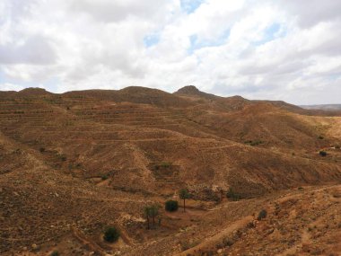 Manzara bunaltıcı çöl berrak gün, Sahara, Afrika.