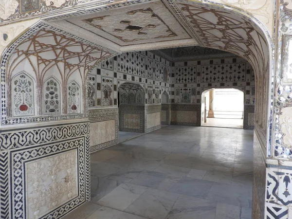 Zbliżenie Gniazda Wiszące Sufitu Budynku Zewnątrz Amber Fort Koło Jaipur — Zdjęcie stockowe