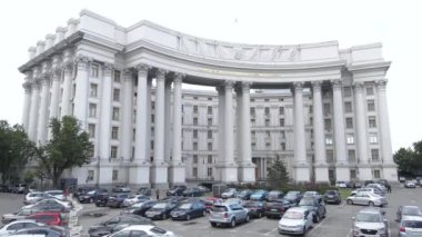 Kyiv 'in mimarisi. Ukrayna: Ukrayna Dışişleri Bakanlığı. Hava görüntüsü. Yavaş çekim
