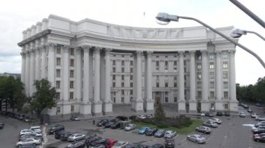 Kyiv 'in mimarisi. Ukrayna: Ukrayna Dışişleri Bakanlığı. Hava görüntüsü. Yavaş çekim