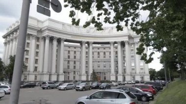Kyiv 'in mimarisi. Ukrayna: Ukrayna Dışişleri Bakanlığı. Hava görüntüsü. Yavaş çekim