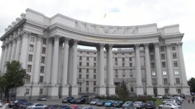 Kyiv 'in mimarisi. Ukrayna: Ukrayna Dışişleri Bakanlığı. Hava görüntüsü. Yavaş çekim