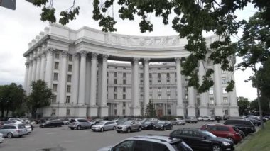 Kyiv 'in mimarisi. Ukrayna: Ukrayna Dışişleri Bakanlığı. Hava görüntüsü. Yavaş çekim