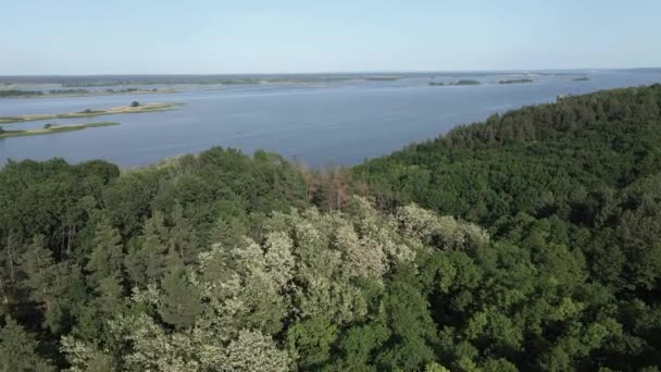 Natura dell'Ucraina: fiume Dnipro. Vista aerea. Rallentatore — Video Stock