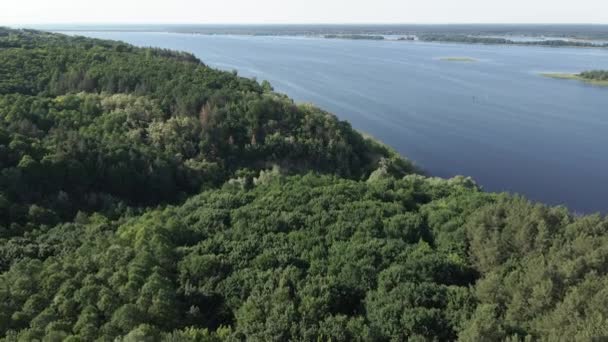 Nature de l'Ukraine : Rivière Dnipro. Vue aérienne. Mouvement lent — Video