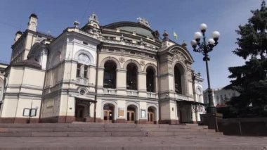 Kyiv 'in mimarisi. Ukrayna: Ukrayna Ulusal Operası. Hava görüntüsü, yavaş çekim