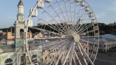 Ukrayna, Kyiv 'in havadan görünüşü. Yavaş çekim