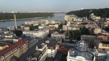 Ukrayna, Kyiv 'in havadan görünüşü. Yavaş çekim