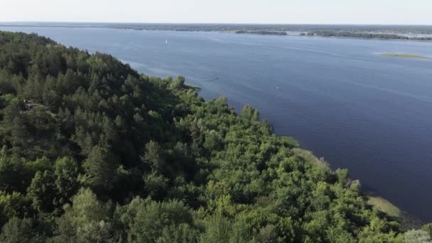 Rivière Dnipro. Vue aérienne. Ukraine. Mouvement lent — Video