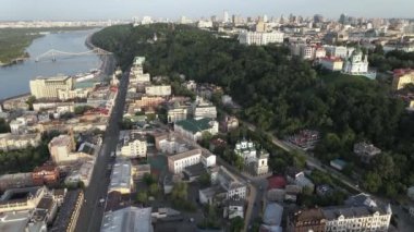 Kyiv, Ukrayna. Hava görüntüsü. Yavaş çekim