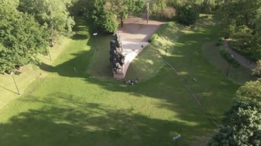 Kiev, Ukrayna: Babi Yar. Yahudilerin toplu katliamı anısına. Hava görünümü