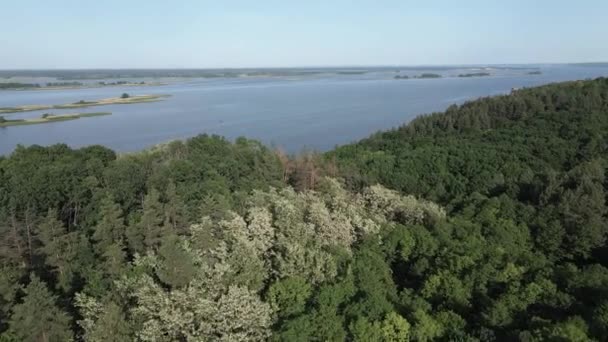 Rivière Dnipro. Vue aérienne. Repère de l'Ukraine