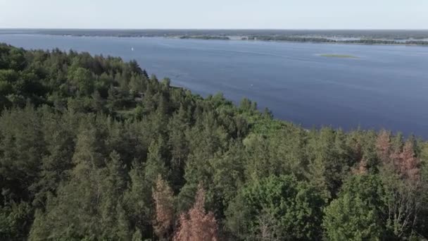 Rivière Dnipro. Vue aérienne. Repère de l'Ukraine