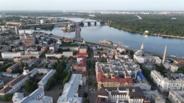 Kyiv 'in yukarıdan görünüşü. Ukrayna. Hava görünümü