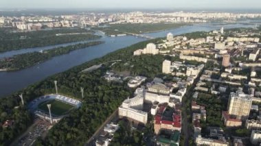 Kyiv 'in yukarıdan görünüşü. Ukrayna. Hava görünümü