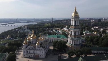 Kyiv. Ukrayna: Kyiv Pechersk Lavra 'nın hava manzarası.