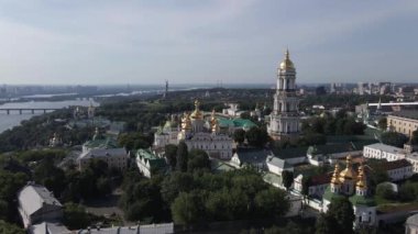 Kyiv. Ukrayna: Kyiv Pechersk Lavra 'nın hava manzarası.