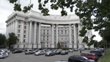 Kyiv. Ukrayna: Ukrayna Dışişleri Bakanlığı. Hava görünümü.