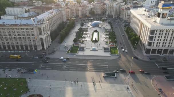 Kijów. Ukraina: Plac Niepodległości, Majdan. Widok z lotu ptaka — Wideo stockowe