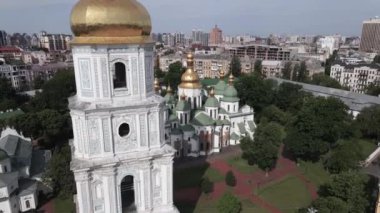 Kyiv. Ukrayna: Kyiv 'deki Aziz Sophias Katedrali. Hava görünümü