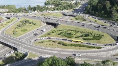 Kyiv. Ukrayna: yol kavşağı. Hava görünümü