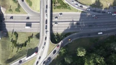 Kyiv. Ukrayna: yol kavşağı. Hava görünümü