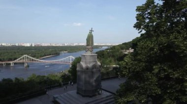 Kyiv, Ukrayna: Büyük Volodymyr Anıtı. Hava görünümü