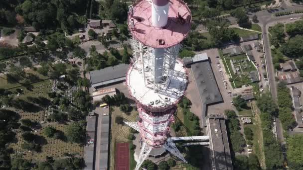 Kiev. Ucraina: torre TV. Vista aerea. — Video Stock