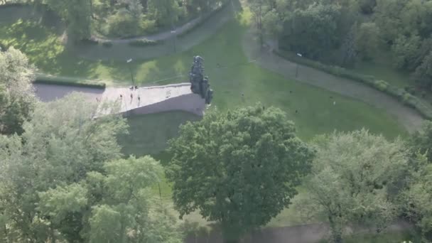 Kiev, Ukraina: Babi Yar. Minnesmassmord på judar. Flygfoto, platt, grå — Stockvideo