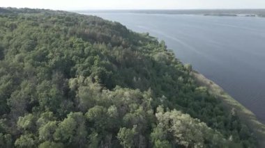 Dnipro Nehri. Hava görüntüsü. Ukrayna 'nın simgesi, düz, gri