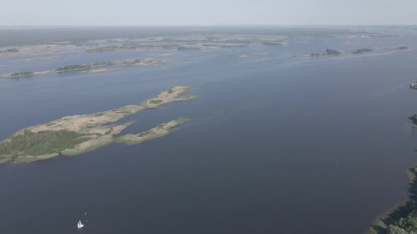 Dnipro Nehri. Hava görüntüsü. Ukrayna 'nın simgesi, düz, gri — Stok video