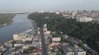 Kyiv 'in yukarıdan görünüşü. Ukrayna. Hava manzaralı, gri, düz