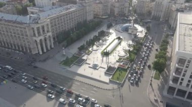 Kyiv. Ukrayna: Independence Meydanı, Meydan. Hava manzaralı, düz, gri
